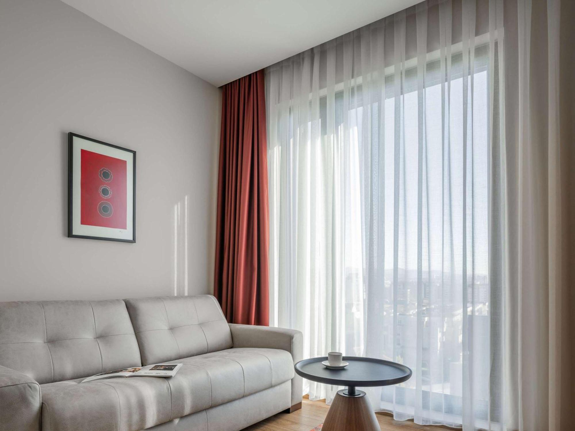 Mercure Prishtina City Pristina Buitenkant foto