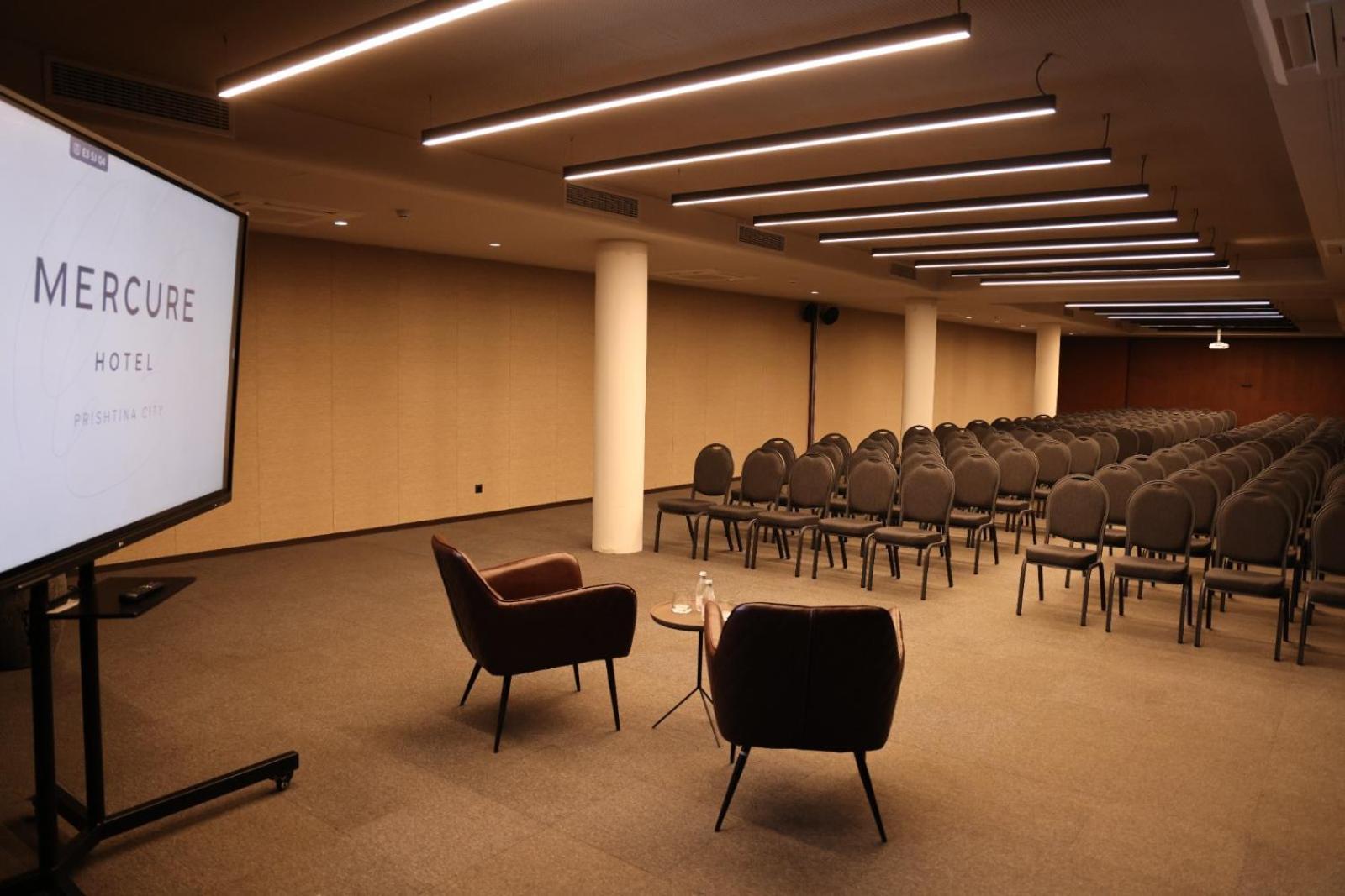 Mercure Prishtina City Pristina Buitenkant foto